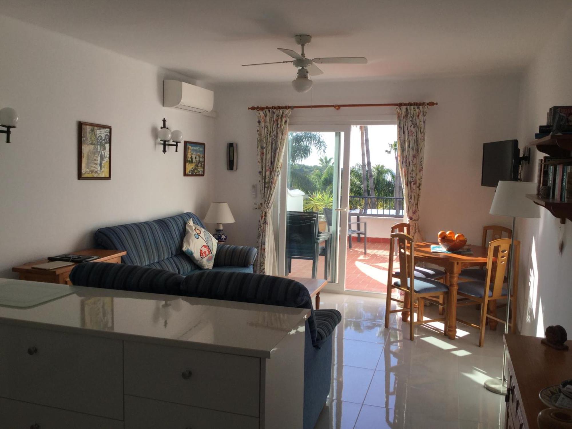 Holiday home Stunning 3 Bedroom With Sea Views